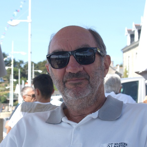 Bob Garrett - speaker for Cruising Skills Week talk: Cruising for Beginners: Preparing Yourself and Your Boat